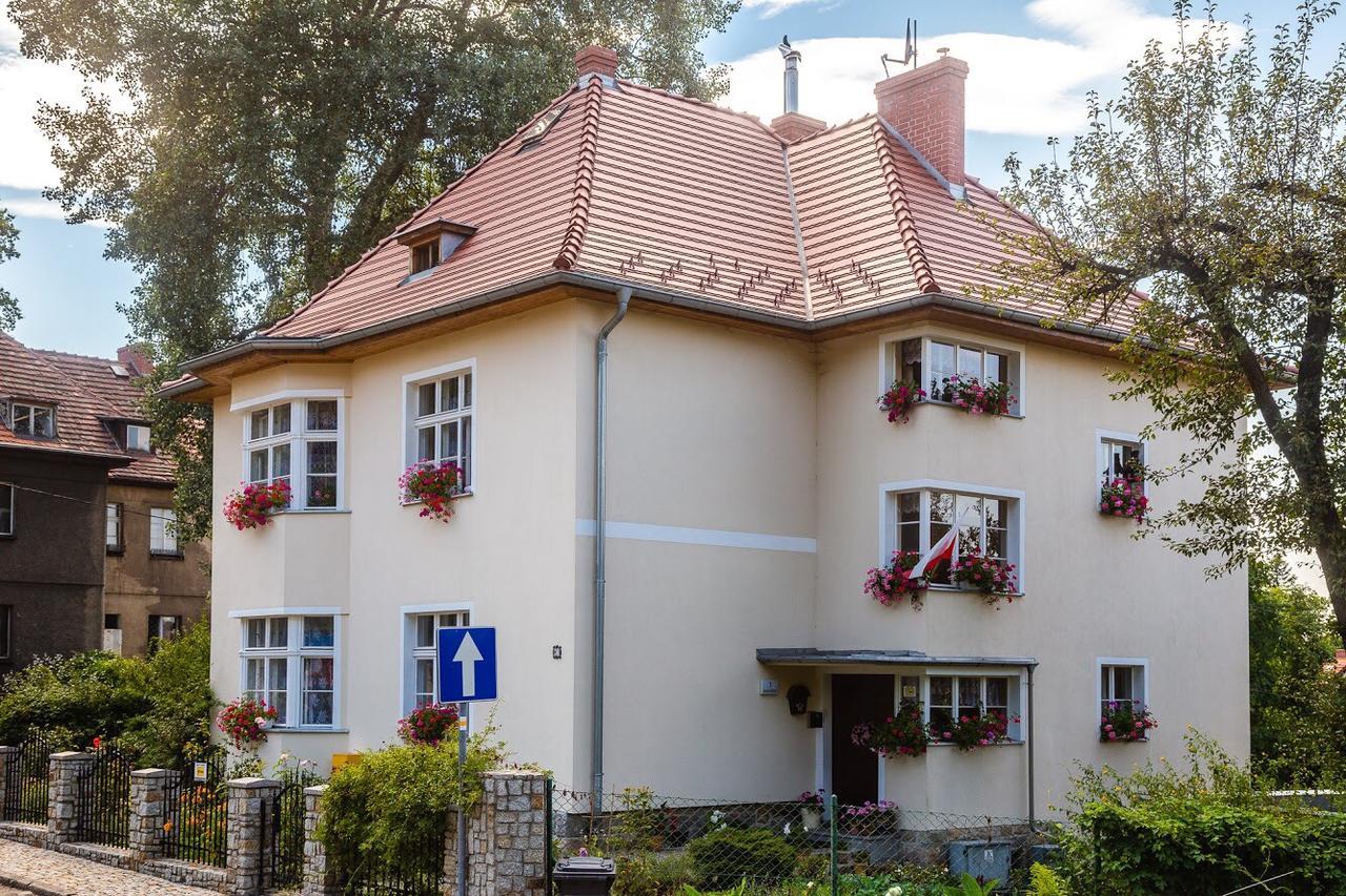 Appartamento Dom Pod Rybia Skala Jelenia Góra Esterno foto